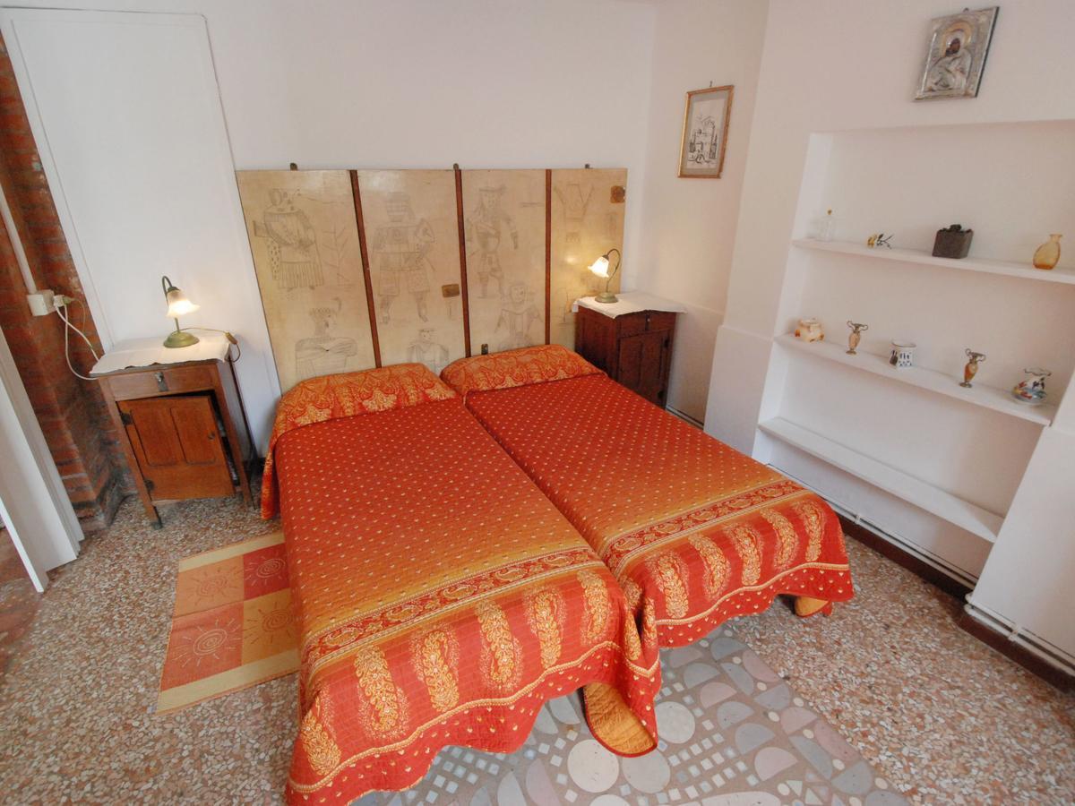 Campo San Trovaso